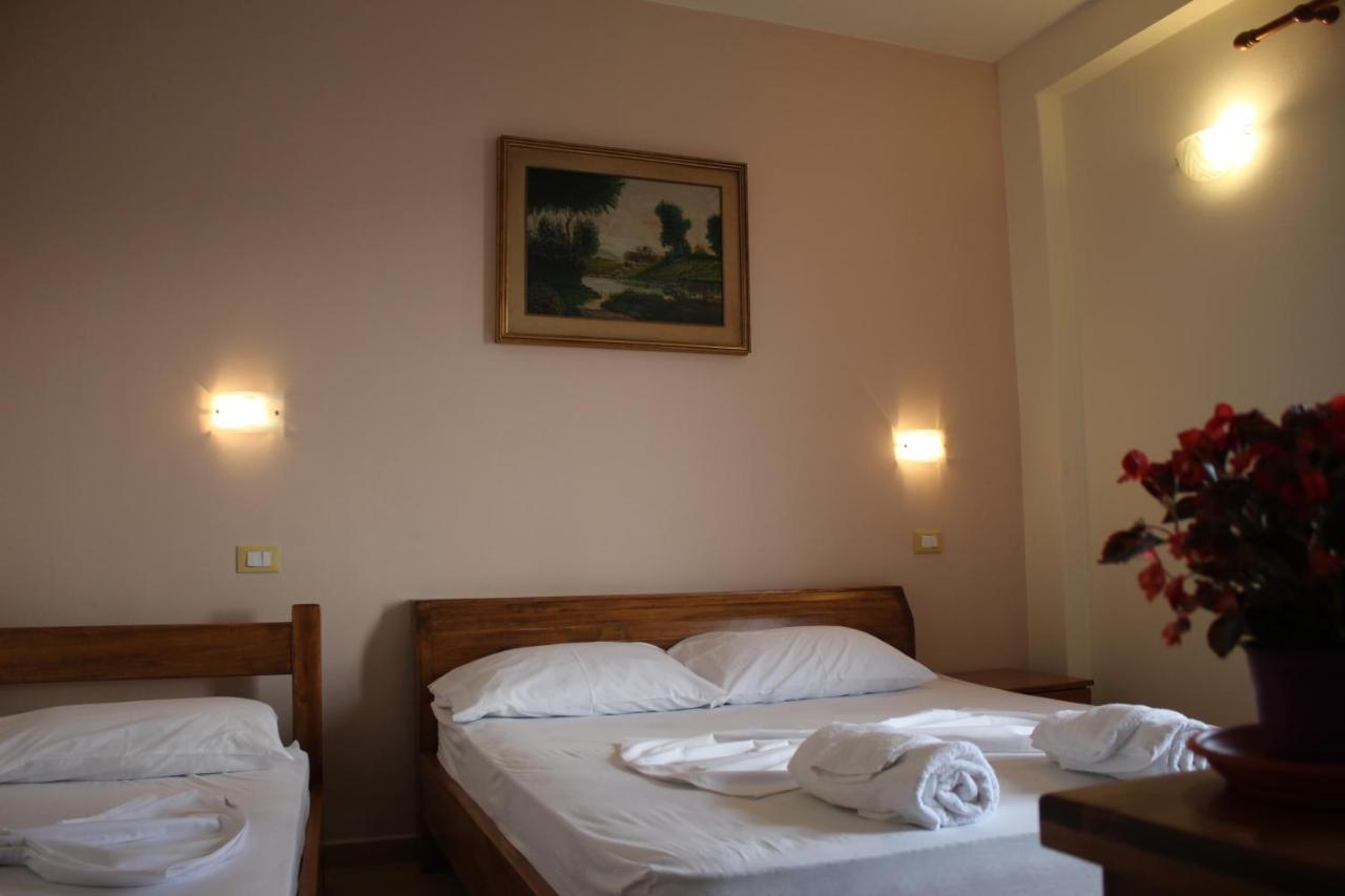 Hotel Princess Jerolda Orikum Exterior photo